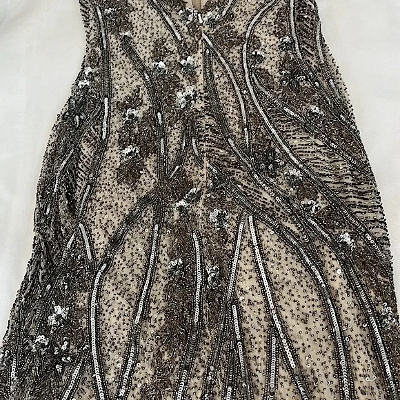 MAC DUGGAL Embellished Sleeveless Plunge Neck Low Back Gown Silver 5517 NWT - Picture 10 of 14